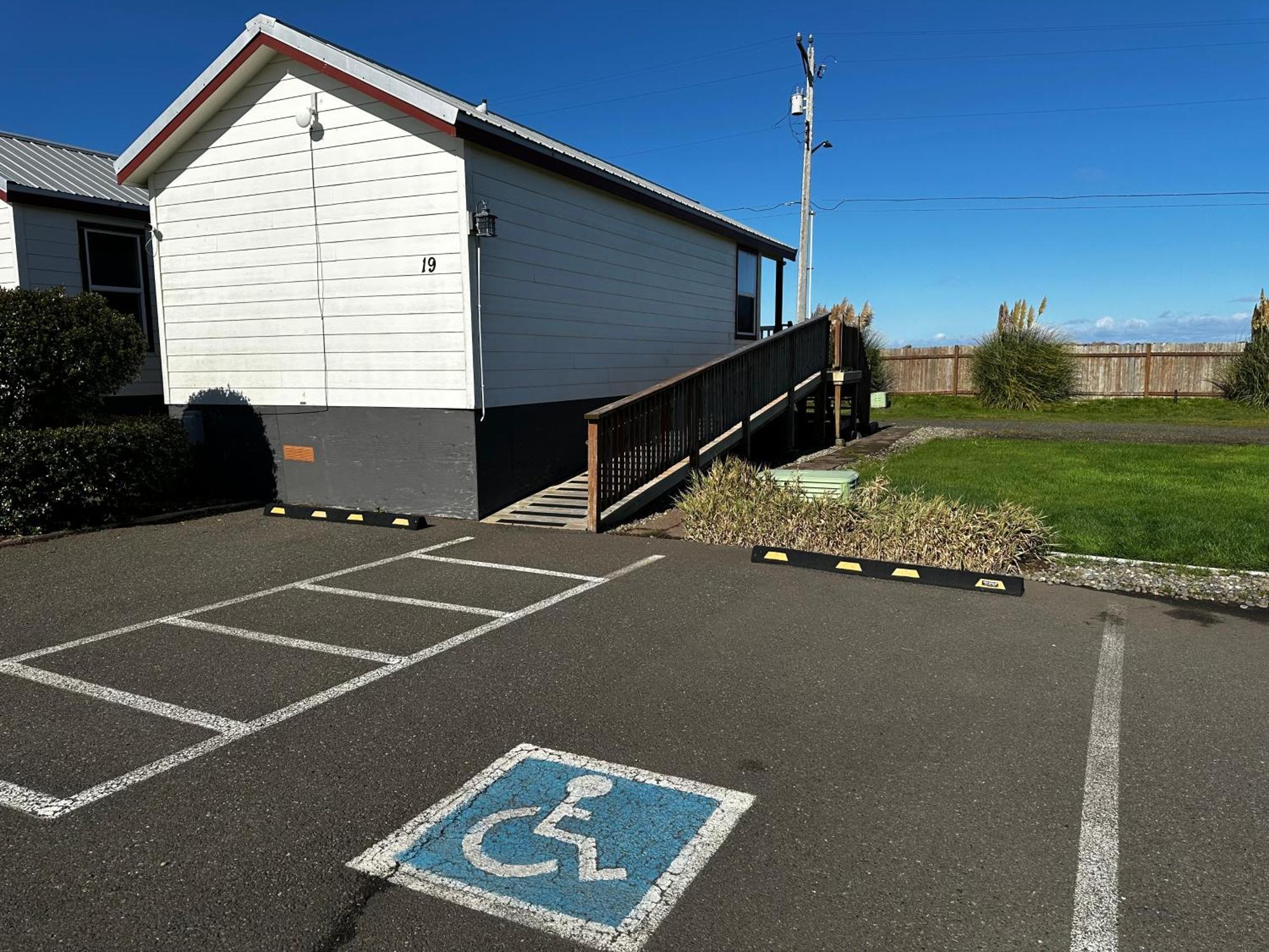 Westport Marina Cottages Экстерьер фото