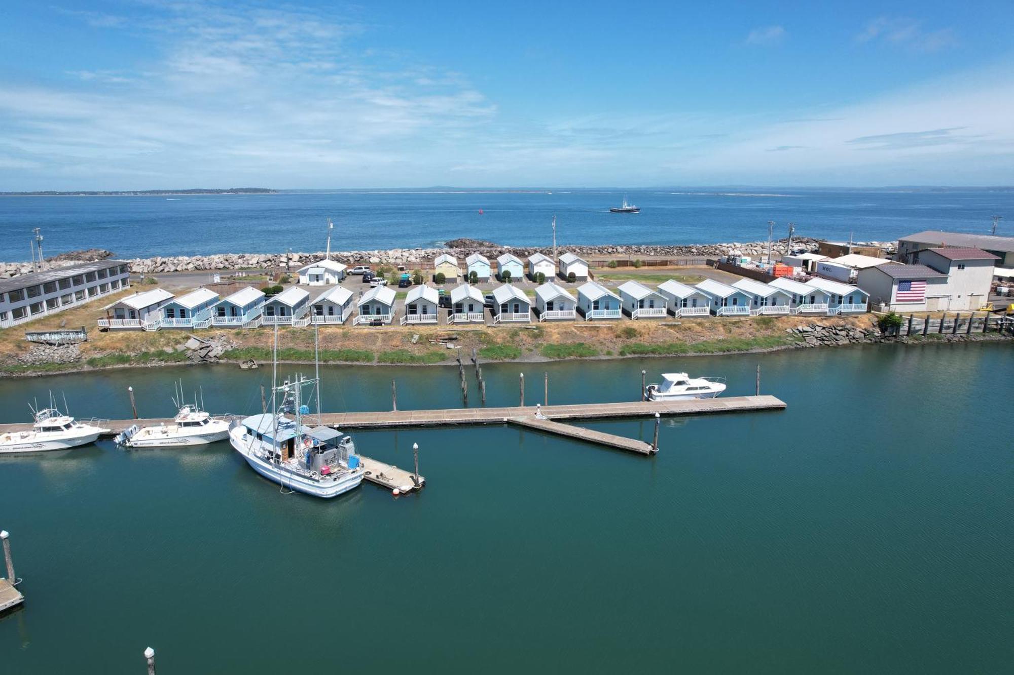 Westport Marina Cottages Экстерьер фото